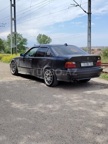 BMW 318 1995, 281,200 km - 1.8 l - Bakı