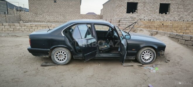 BMW 518 1993, 500,000 km - 1.8 l - Bakı