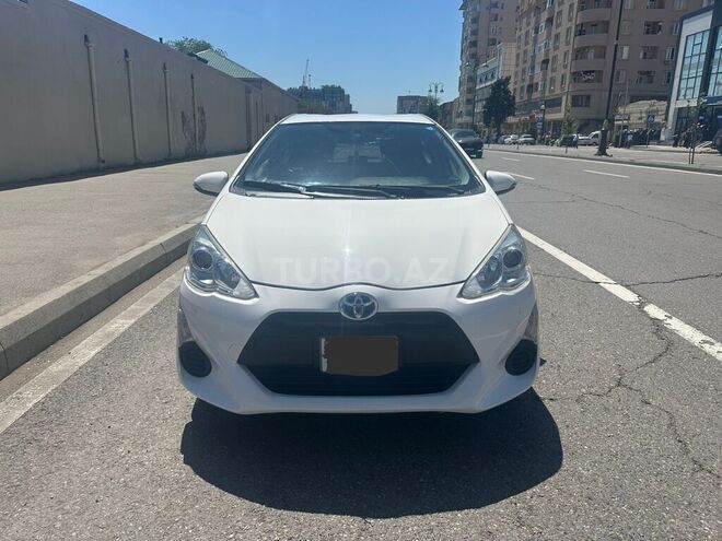 Toyota Aqua 2015, 124,000 km - 1.5 l - Bakı