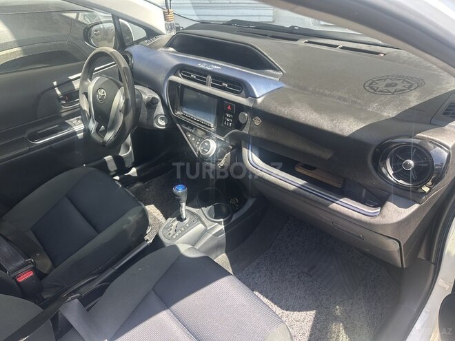 Toyota Aqua 2015, 124,000 km - 1.5 l - Bakı