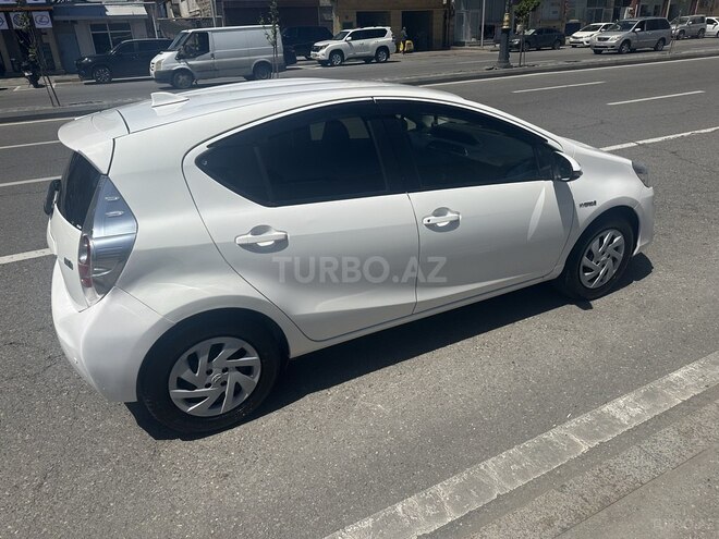 Toyota Aqua 2015, 124,000 km - 1.5 l - Bakı