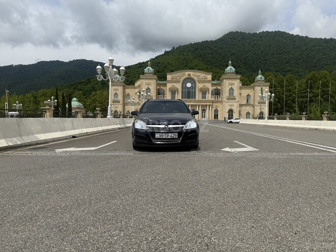 Opel Astra 2007, 334,000 km - 1.3 l - Qəbələ