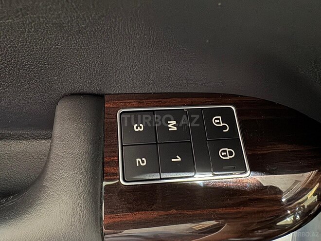 Land Rover Range Rover 2017, 79,000 km - 3.0 l - Bakı