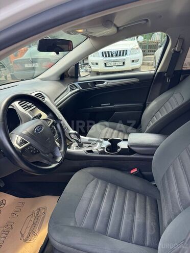 Ford Fusion (North America) 2015, 263,000 km - 2.0 л - Bakı