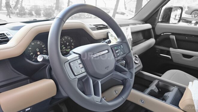 Land Rover Defender-11