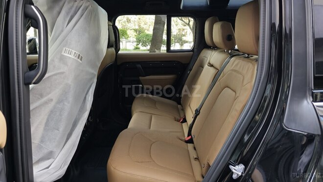 Land Rover Defender-18