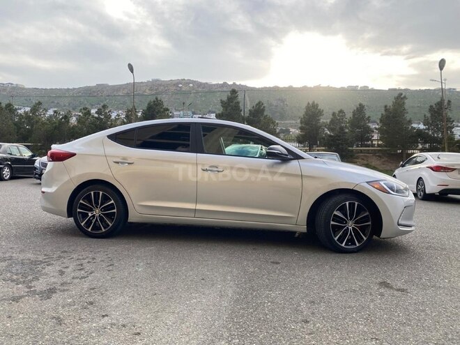 Hyundai Elantra 2017, 99,779 km - 2.0 l - Bakı