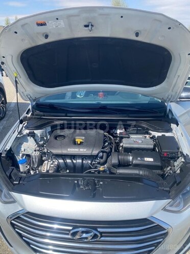 Hyundai Elantra 2017, 99,779 km - 2.0 l - Bakı