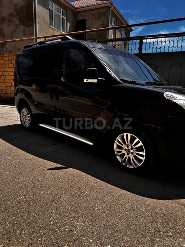 Fiat Doblo 2010, 361,000 km - 1.3 l - Bakı