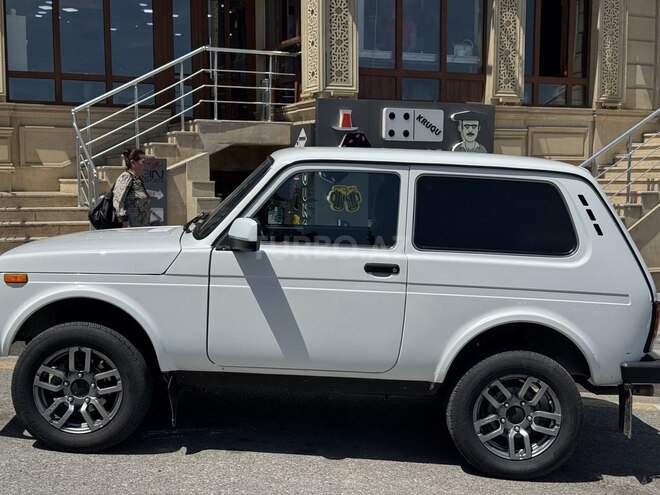 LADA (VAZ) Niva 2018, 110,000 km - 1.7 л - Bakı