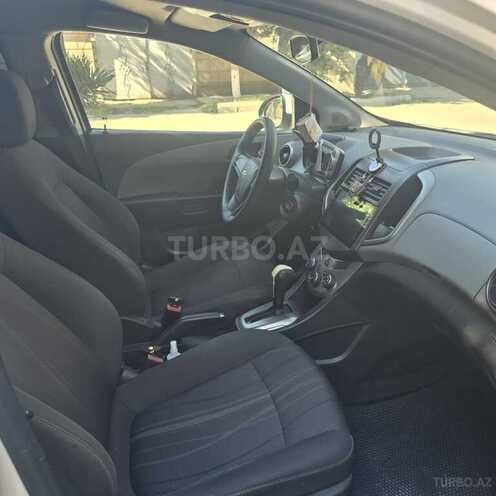 Chevrolet Aveo 2014, 234,500 km - 1.4 l - Salyan