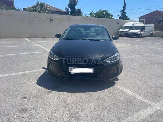 Hyundai Elantra 2018, 214,043 km - 2.0 l - Bakı