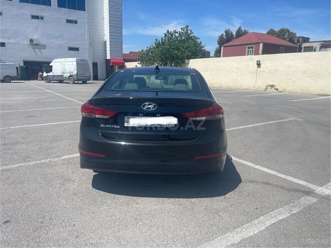 Hyundai Elantra 2018, 214,043 km - 2.0 l - Bakı