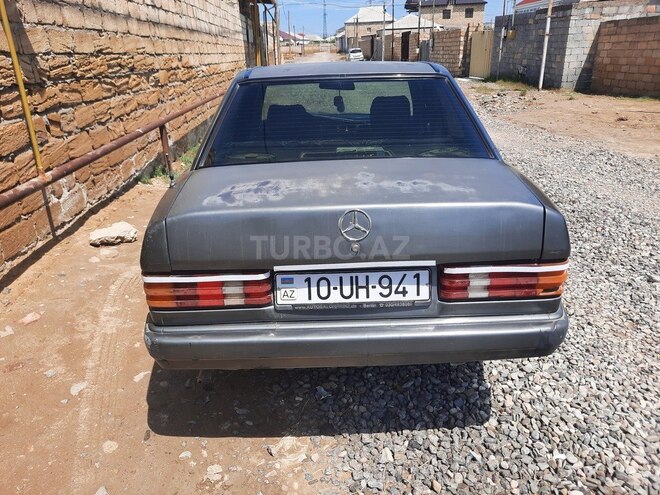 Mercedes 190 1988, 250,000 km - 2.0 л - Sumqayıt