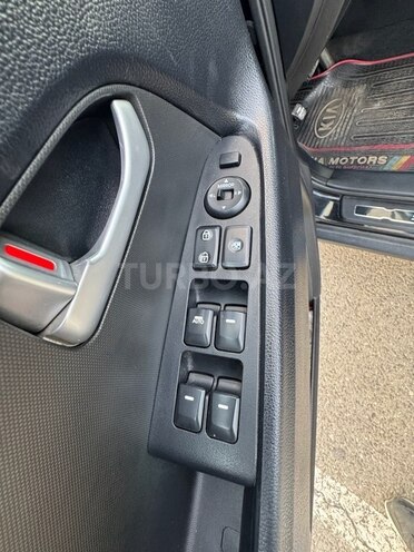 Kia Sportage 2011, 178,000 km - 2.0 l - Bakı