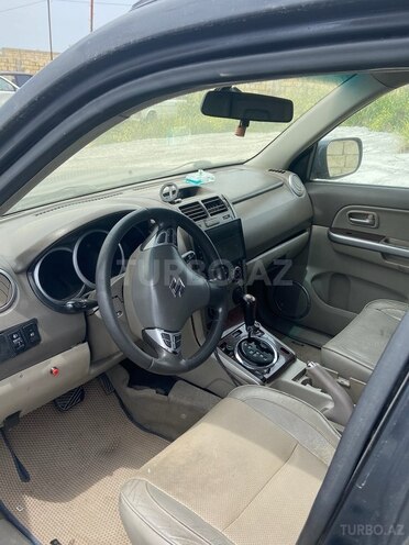 Suzuki Grand Vitara 2007, 205,000 km - 2.7 л - Bakı