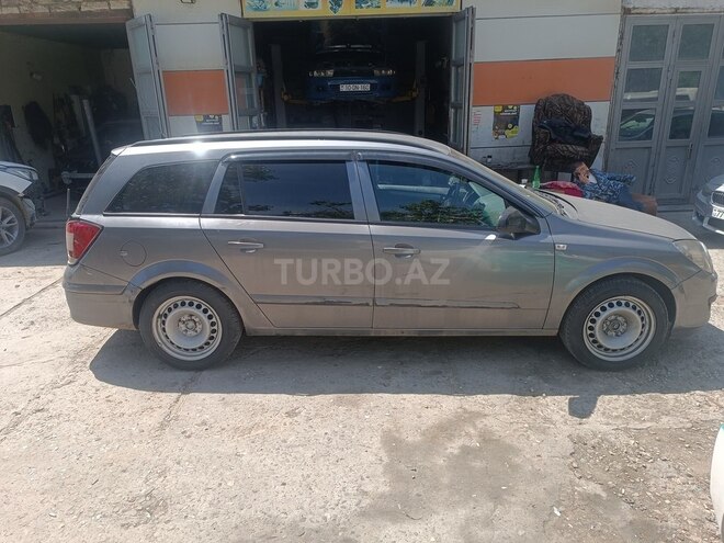 Opel Astra 2006, 250,000 km - 1.3 l - Bakı
