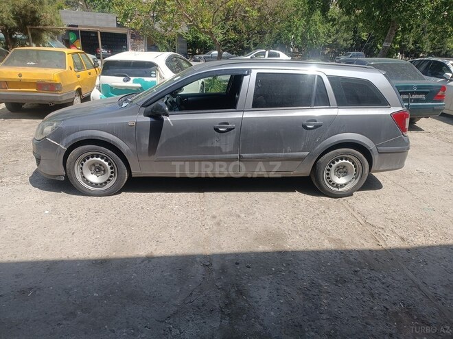 Opel Astra 2006, 250,000 km - 1.3 l - Bakı
