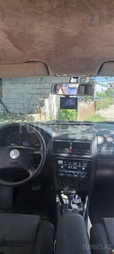 Volkswagen Golf 2003, 300,000 km - 2.0 l - Bakı