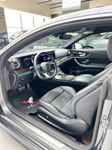 Mercedes E 200-6