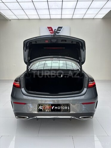 Mercedes E 200-12