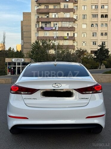 Hyundai Elantra 2018, 65,000 km - 2.0 l - Bakı