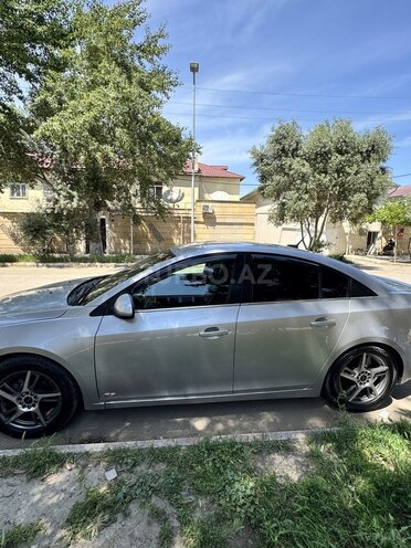Chevrolet Cruze 2013, 248,000 km - 1.4 л - Salyan