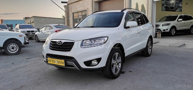 Hyundai Santa Fe-13