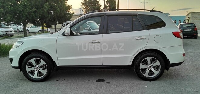 Hyundai Santa Fe-5