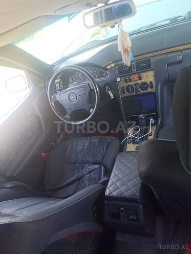 Mercedes E 230 1996, 450,000 km - 2.3 l - Mingəçevir
