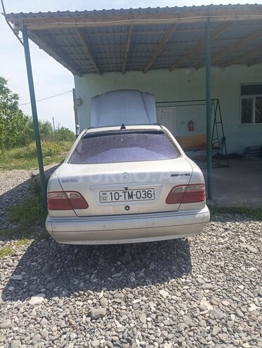 Mercedes E 230 1996, 450,000 km - 2.3 l - Mingəçevir