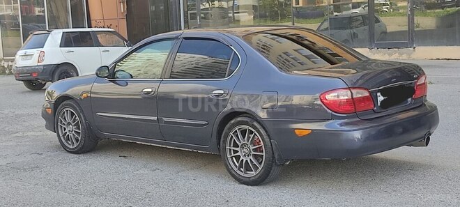 Nissan Maxima-9