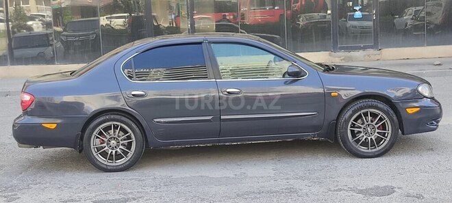 Nissan Maxima-12