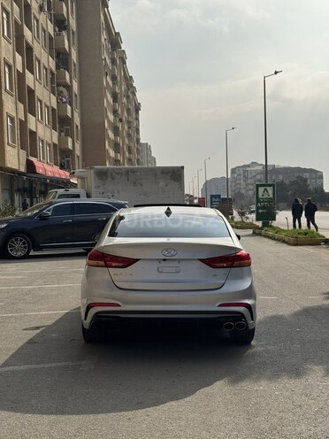 Hyundai Elantra 2017, 150,474 km - 1.6 l - Bakı