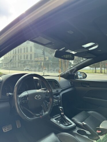 Hyundai Elantra 2017, 150,474 km - 1.6 l - Bakı