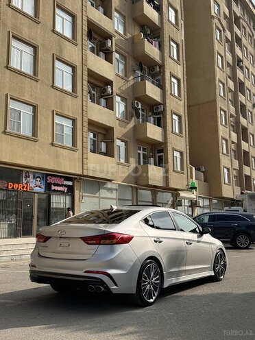 Hyundai Elantra 2017, 150,474 km - 1.6 l - Bakı