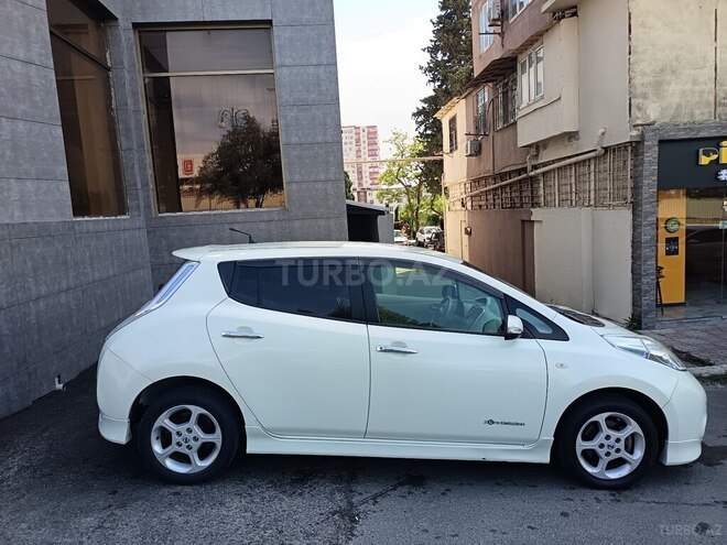 Nissan Leaf 2011, 175,000 km - 0.0 l - Bakı