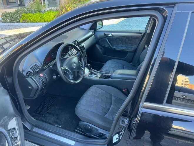 Mercedes C 200 2001, 273,000 km - 2.0 l - Bakı