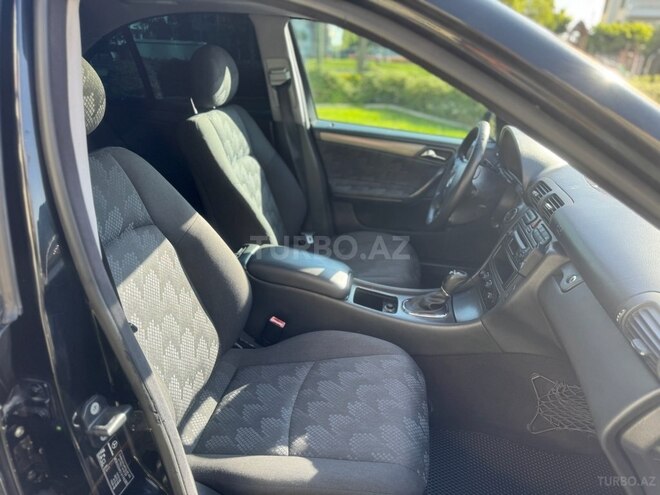 Mercedes C 200 2001, 273,000 km - 2.0 l - Bakı