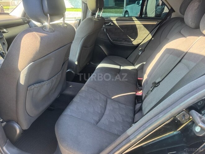 Mercedes C 200 2001, 273,000 km - 2.0 l - Bakı