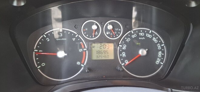 Ford Tourneo Connect 2010, 325,460 km - 1.8 l - Xaçmaz
