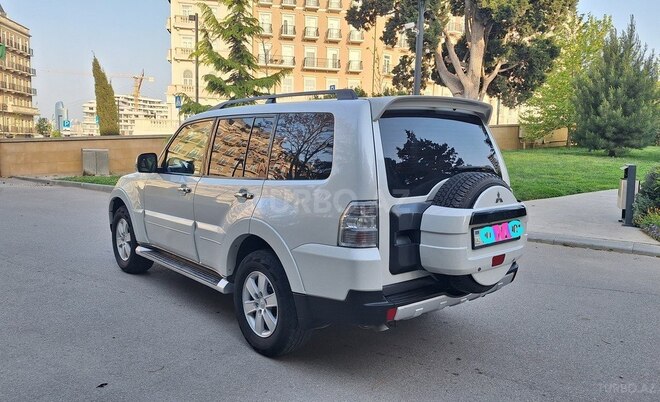 Mitsubishi Pajero 2008, 232,440 km - 3.0 l - Bakı