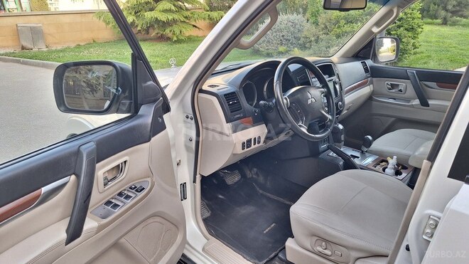 Mitsubishi Pajero 2008, 232,440 km - 3.0 l - Bakı