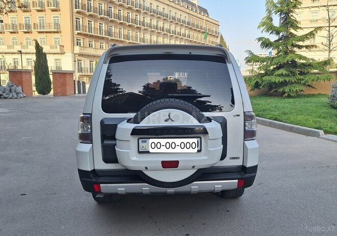 Mitsubishi Pajero 2008, 232,440 km - 3.0 l - Bakı