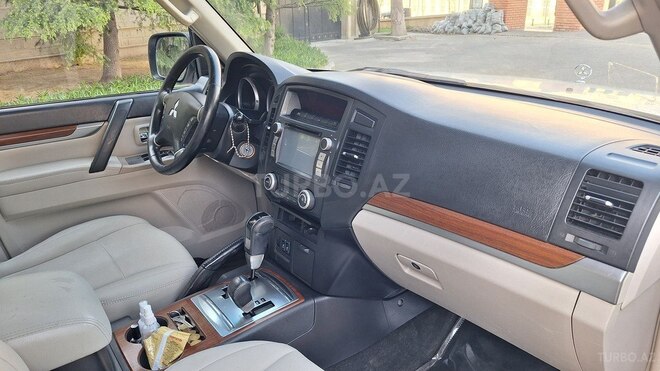 Mitsubishi Pajero 2008, 232,440 km - 3.0 l - Bakı