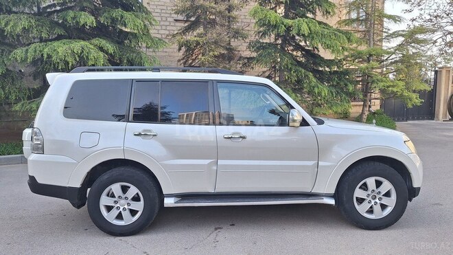 Mitsubishi Pajero 2008, 232,440 km - 3.0 l - Bakı