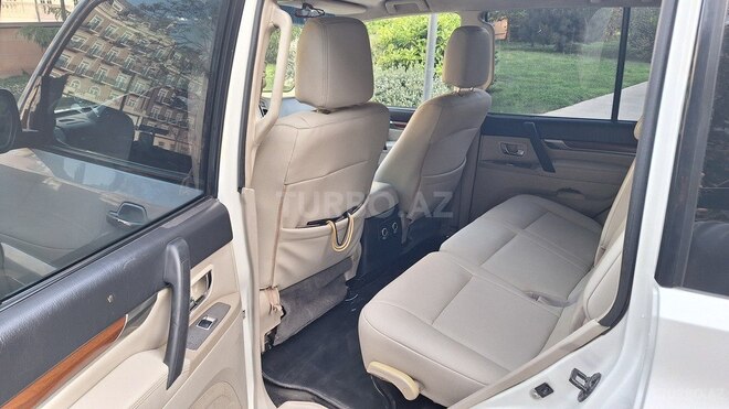 Mitsubishi Pajero 2008, 232,440 km - 3.0 l - Bakı