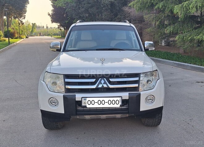 Mitsubishi Pajero 2008, 232,440 km - 3.0 l - Bakı