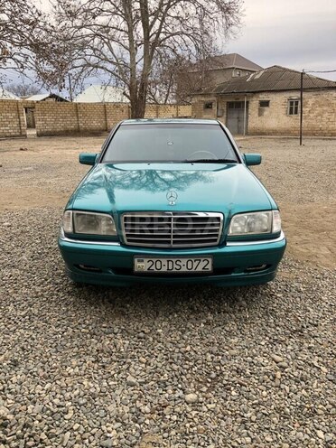 Mercedes C 180 1999, 330,000 km - 1.8 l - Gəncə