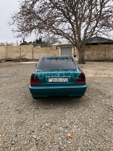 Mercedes C 180 1999, 330,000 km - 1.8 l - Gəncə